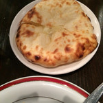 ダバ インディア - 2014.5 チーズクルチャ