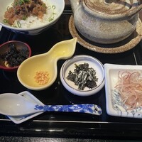 横浜なだ万 - 