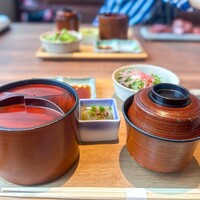 しゃぶしゃぶと焼肉 わにく ミッドランドスクエア店 - 