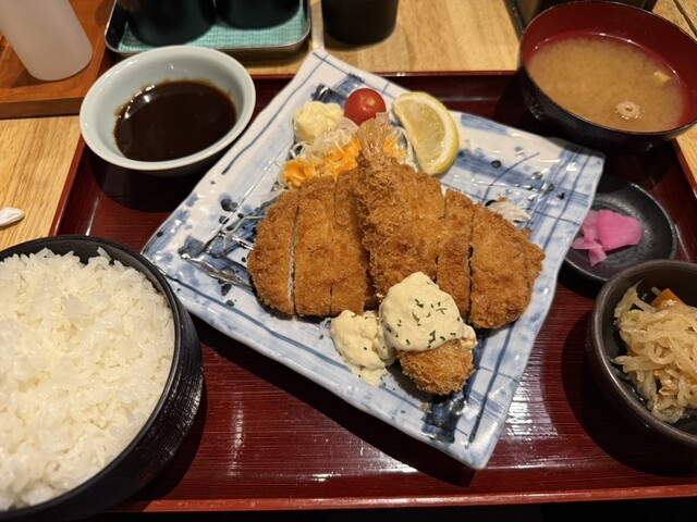 Esaka Seafood Shokudo Ouesuto