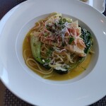 ラ ビストリア - 桜エビとシラス   タケノコ  旬野菜のリングイネ