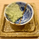 鮨 かわしま - わさびは握り鮨には噛まさず、別皿での提供 