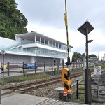 カフェ イソミ テラス - 道の駅ほぼ全景