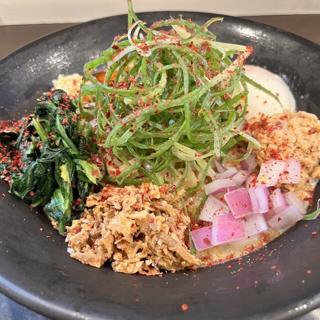 Menpeki Ginger Noodles （メンペキ ジンジャー ヌードルズ