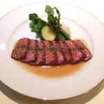 レストラン・フォレスト - ランチコース 2950円 の五島牛のイチボ肉