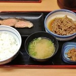 Yoshinoya - 牛鮭定食（500円）