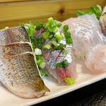 新兵衛 - ・カマス 炙り
      ・あじ
      ・平目