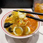 蒙古タンメン中本 - たっぷりのヤサイ