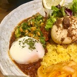 SPICY CURRY 魯珈 - 