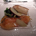 キハチ梅田　ノルウェー産サーモンのマリネ