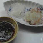 なだや - あて　タイの刺身　みょうがとポン酢で