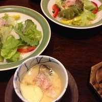 かに道楽 横浜店 - コース料金のサラダと茶碗蒸し