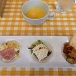 パラティーノ - すいません。スープ一口飲んじゃってます
