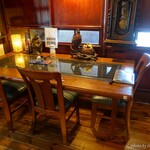 うなぎの 東海亭 - 2024年4月　オシャレなんやけどちょっとグレーチングみたいな…