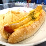 ロングボード・カフェ - CHEDDAR CHEESE DOG／チェダーチーズ ドッグ
