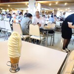 マルカンビル大食堂 - 2024年4月　ソフトクリーム【税込250円】
