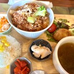 DAILYデリBENTOU×MOSOHA kitchen - ヘルシーでお腹いっぱいになるプレートです★