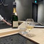 神楽坂 濱千 - ペアリング1杯目、シャンパン