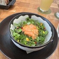 ザ タヴァン グリル＆ラウンジ - 