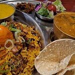 プルジャ ダイニング - 