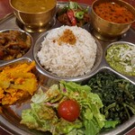 プルジャ ダイニング - 