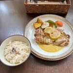 バルバルキッチンアメリ - ランチ：マンゴーチキンステーキ(¥1,400)