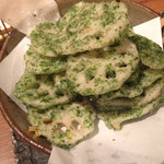 遊食屋 わらべえ - れんこんの青のり天ぷら。たっぷりの青のりとレンコンのサクサク感がおつまみにピッタリです。
