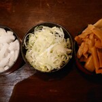 油そば専門店 万人力 - トッピング(メンマ&白ネギ&玉ねぎ)