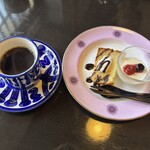 France Ya - 餐後的咖啡時光，達巴達〜(=´∀｀)