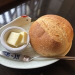 France Ya - 麵包可以續加喔！m(._.)m