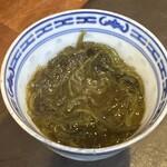 iloilo中華食堂 - お通し　メカブともずく酢