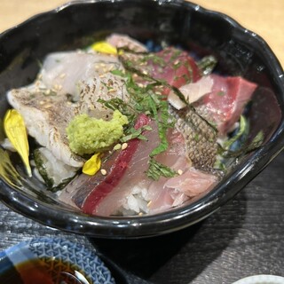 魚魚魚 魚魚魚 （GyoGyoGyo）のご予約 - 伏見桃山/海鮮 | 食べログ