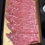 304019355 - これが赤身？、笑。　確かに食べると見た目よりはアッサリしてます。サシの入ってない本当の赤身だと硬くて美味しくないんでしょうね。