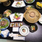 珠 - 夕食一覧　これと、エビフライ＋米！（伊勢海老等は付いてない方のコース！）