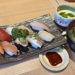 もりもり寿し 金沢駅前店 - おまかせランチ＋茶碗蒸し
