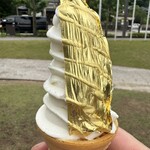 今井金箔 広坂店 - 金箔ソフトクリーム