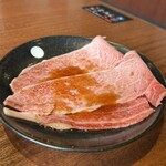 焼肉 壱番館 - ランチ限定ちょい足しメニュー、和牛ロース700円❗️