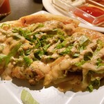 Public House The AXTELL - チーズバーガーピッツァ