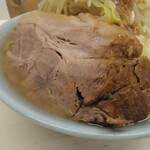 俺の生きる道 - ラーメン1100円麺300グラムヤサイニンニクアブラ、チャーシューが怪物だった…(2025.6.5)