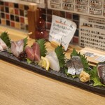 炉端ともつ煮 炎 - 