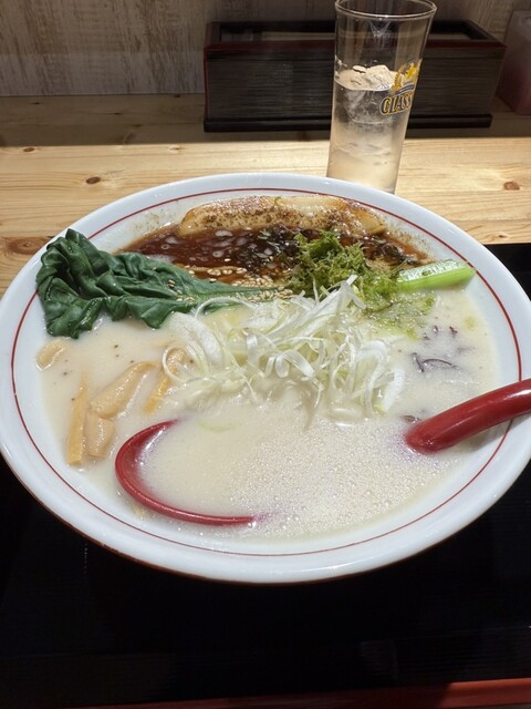 Noodle&Kitchen わ～るど - 帯広（ラーメン）の写真