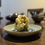 ん。 - いぶりがっこのポテサラ