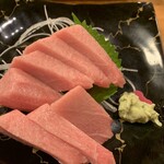 魚春 - 本マグロ中トロ