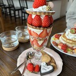 クリーム カフェ - 