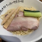 トーキョー ベイ フィッシャーマンズ ヌードル - 