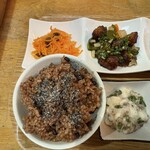 手当て+かふぇ ゆとりろん - 