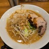 ラーメンチョモランマ