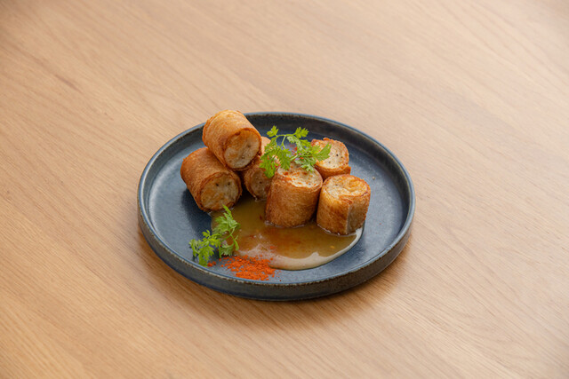 ハチマル蒲鉾 十三店 - 十三/居酒屋 | 食べログ