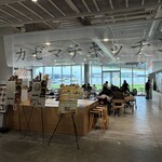 インド料理レストラン　ムナ - 道の駅 かみみねのフードコート
お店は右奥