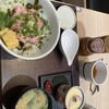 海鮮丼 日の出 博多デイトス店